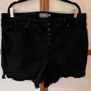 Torrid High Rise Black Wash Button Front Distressed Jean Shorts - 18